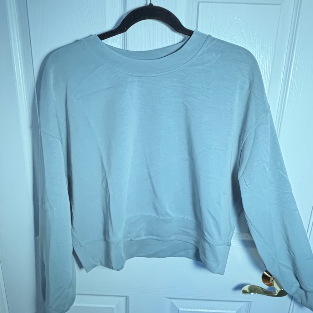 Softstreme Perfectly Oversized Cropped Crew